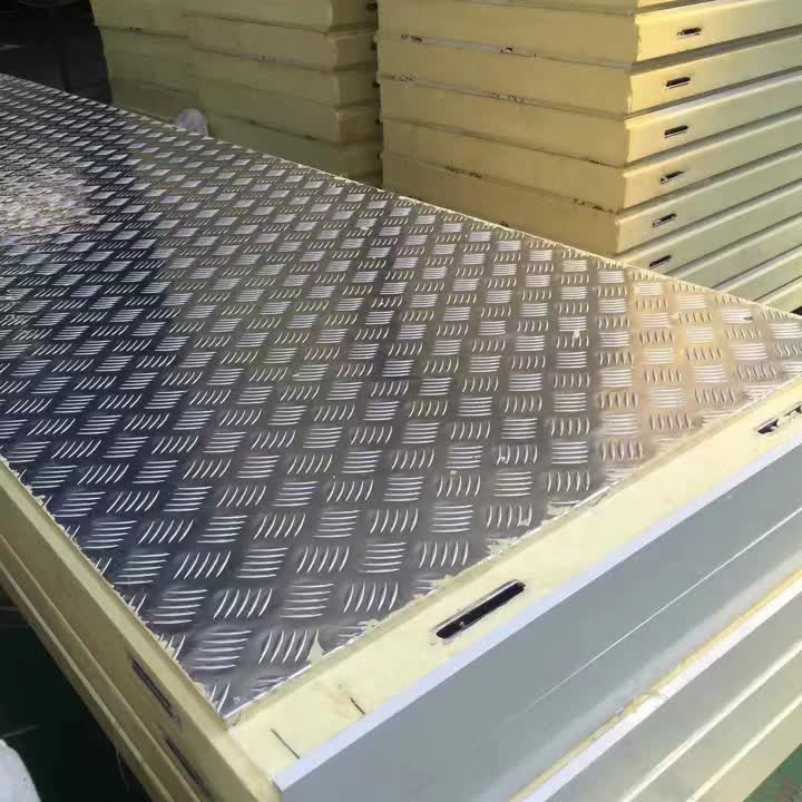 Cold room panel